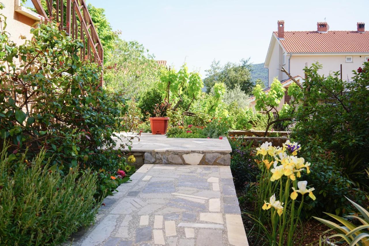 Apartments Sanja Cres Εξωτερικό φωτογραφία